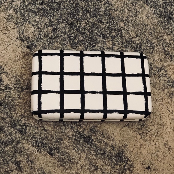 Merona Handbags - MERONA wallet/clutch
